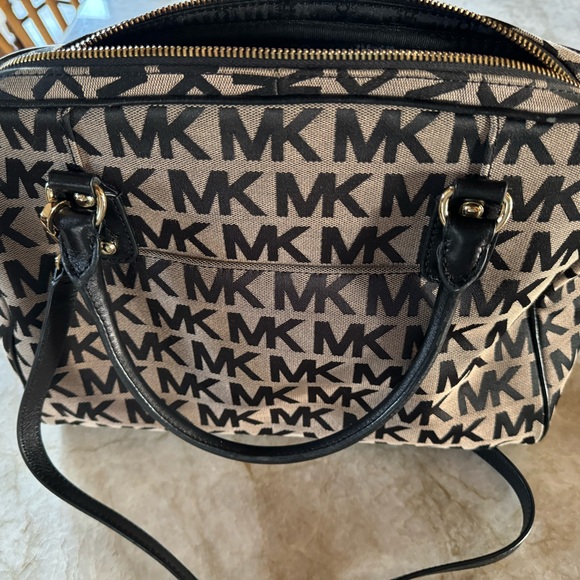 Michael Kors Signature Logo Satchel Bag - Picture 4 of 10